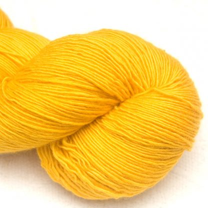Yellow extra fine Falklands Merino 4-ply/ fingering weight singles yarn hand-dyed by Triskelion Yarn
